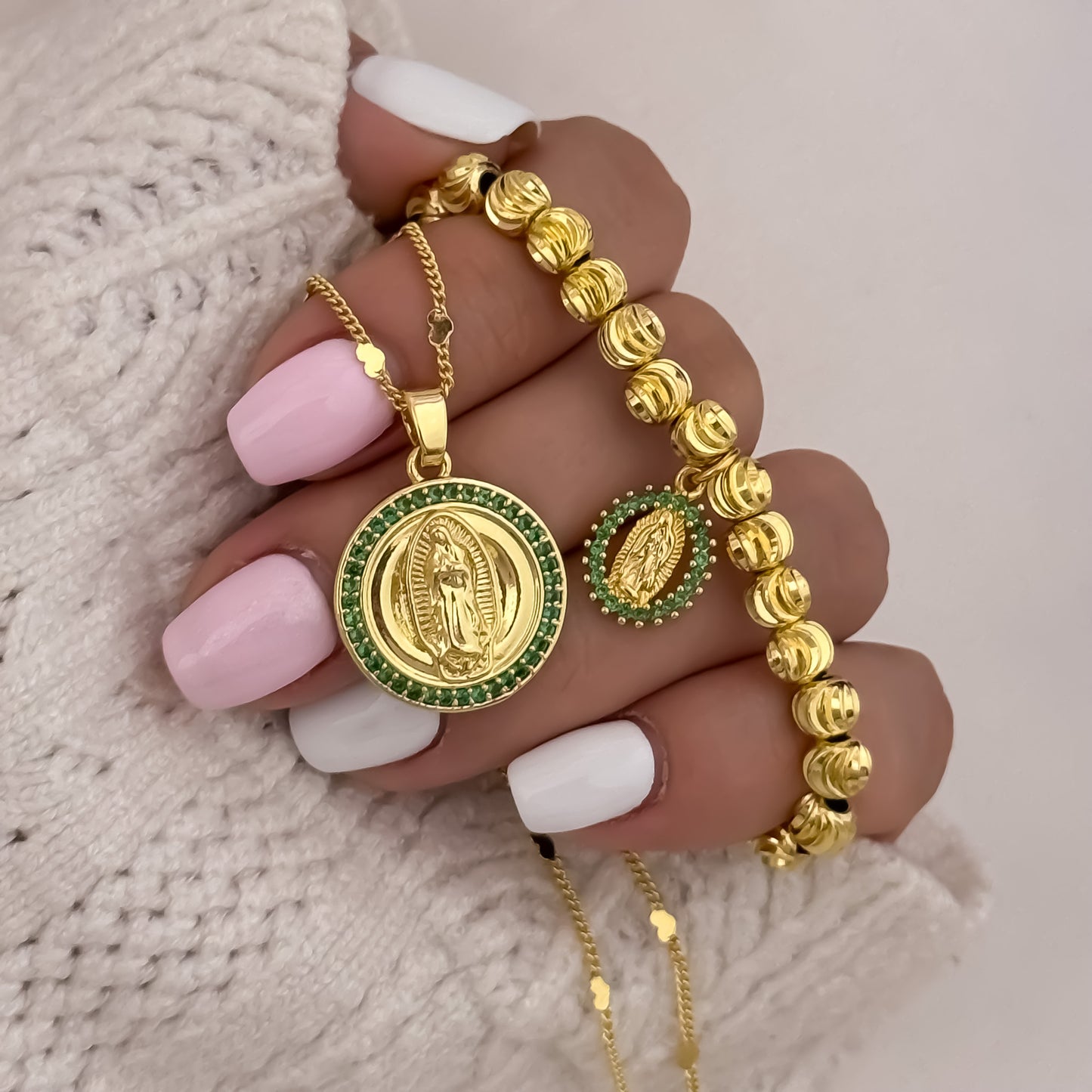 Cadena Tejido Cubana de Dama de 45cm + Virgen de Guadalupe Micro CIrcones Cristales verde + Pulsera de virgen de Gaudalupe balin italiano de 6mm en Oro Laminado 18k con Garantia de por vida