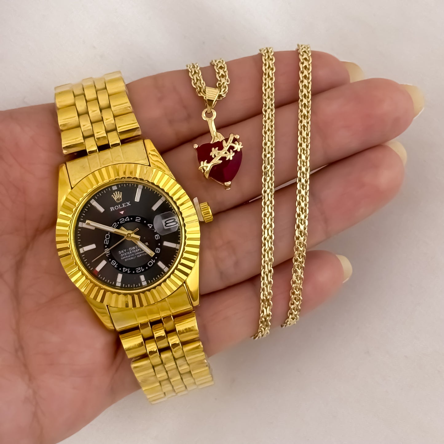 Cadena Tejido Chino de Dama de 45cm de 3mm de Grosor + Dije de Corazon de Jesús en Oro laminado 18k con Garantia de por vida + Reloj de Dama Rolex con Garantía