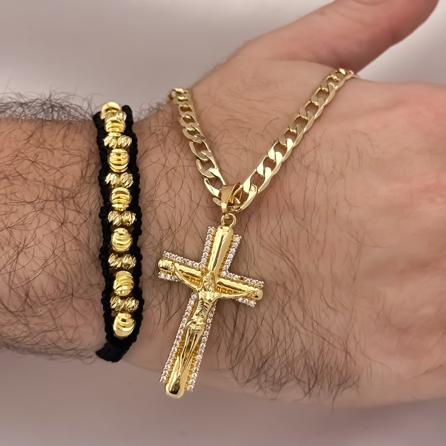 Cadena Tejido Cubana de Hombre de 60cm de 5mm de Grosor + Cruz Cristo Madero con Micro Circones  Cristales + Pulseras Balin Italiano de 6mm y 4mm en Oro Laminado 18k con Garantia de por vida