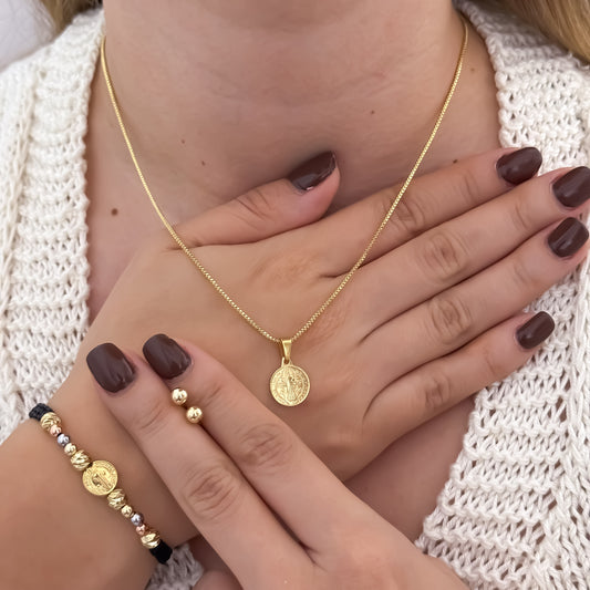 Cadena Tejido Veneciano de Dama de 45cm de 3mm + San Benito Protección + Pulsera de 3 Oros de San Benito Protección en Oro Laminado 18k con Garantia de por vida