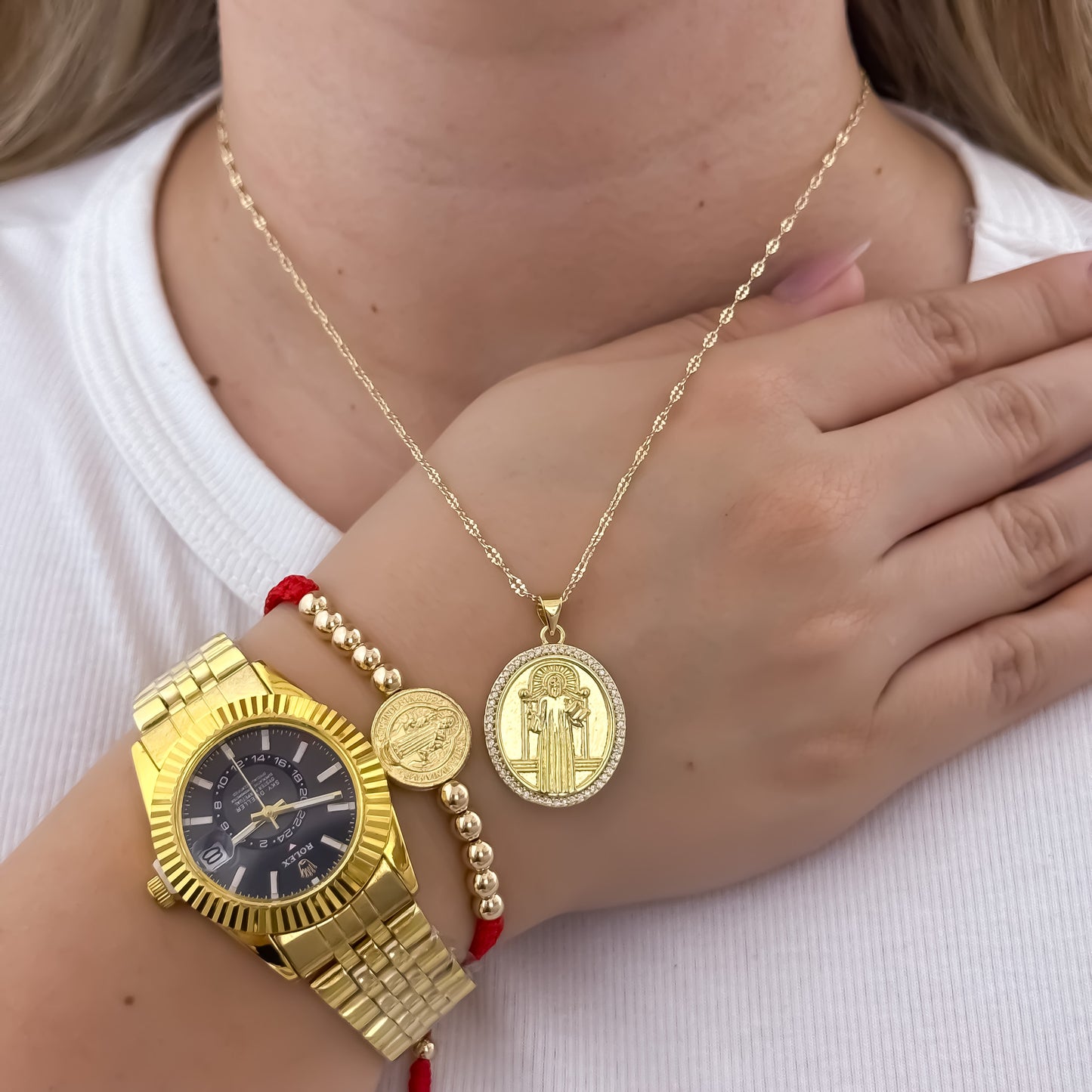 Cadena Tejido Crispeta Dama de 45cm + San Benito Protección  + Pulsera San Benito Hilo Rojo en Oro Laminado 18k con Garantía de por vida Reloj Rolex de Dama con Garantia Rojo
