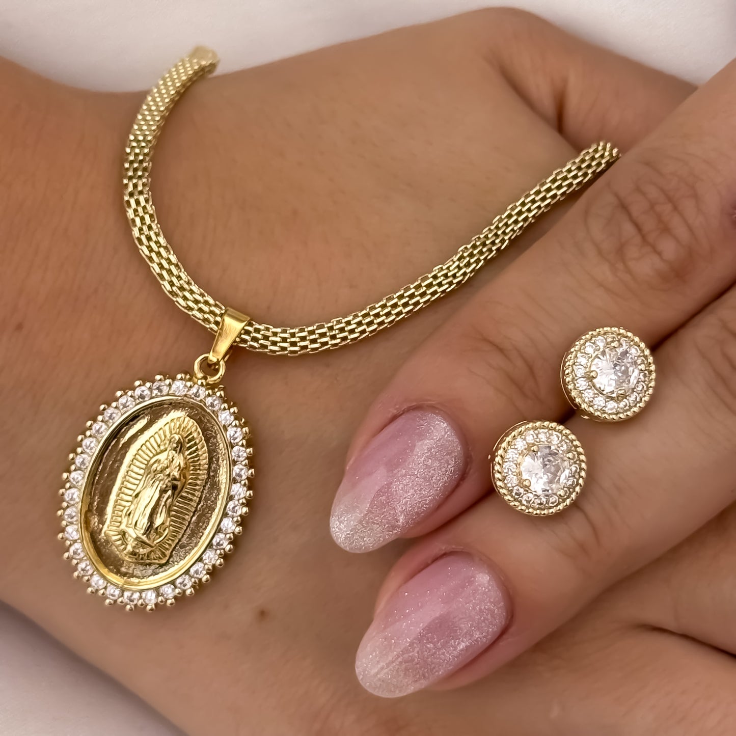 Cadena Tejido Chino Dama Gruesa de 5mm +  Virgen de Guadalupe con Micro Circones + Topos Balin con Micro Circones  en Oro Laminado 18k con Garantia de por vida