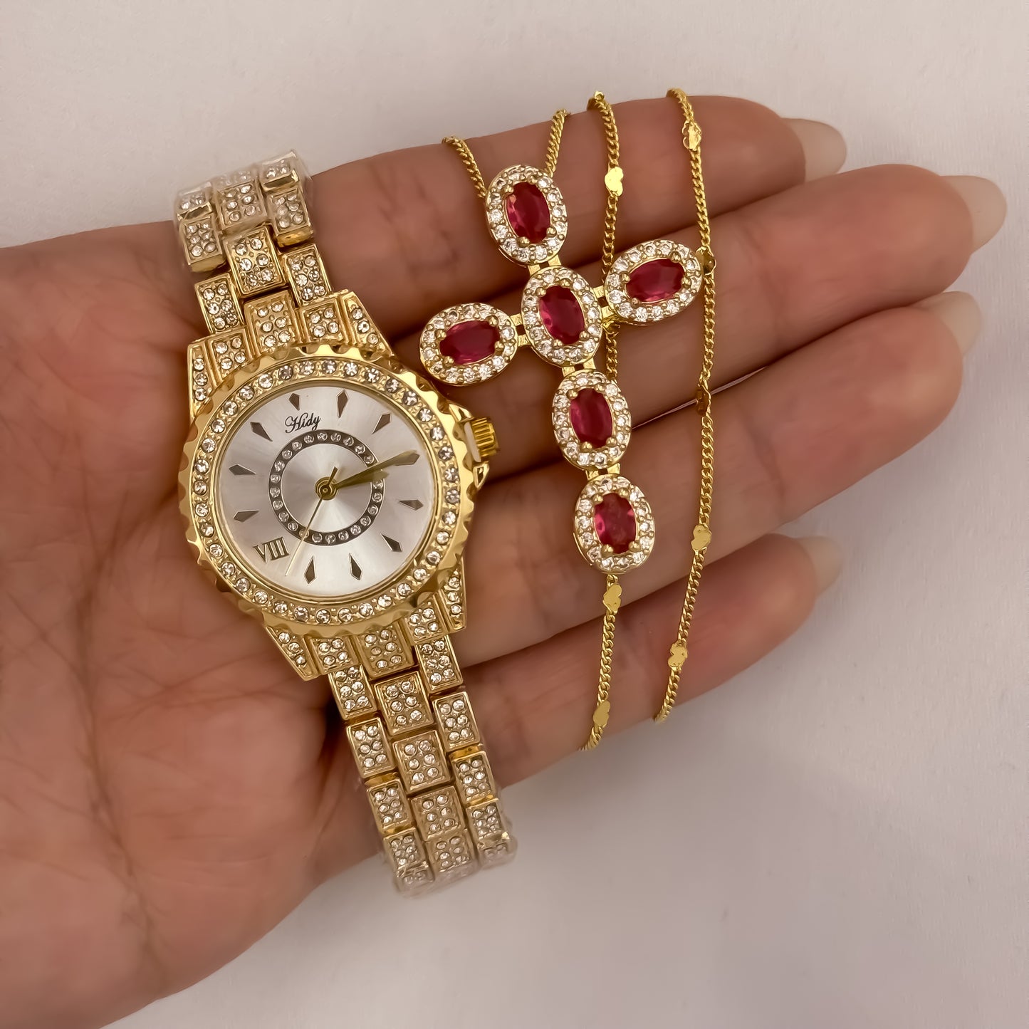 Cadena Tejido Cubana de Dama  + Cruz Con Micro Circones de Color Rojo con Destello en Oro laminado 18k con Garantia de por vida + Reloj Catier de Dama con Micro circones en con Garantía