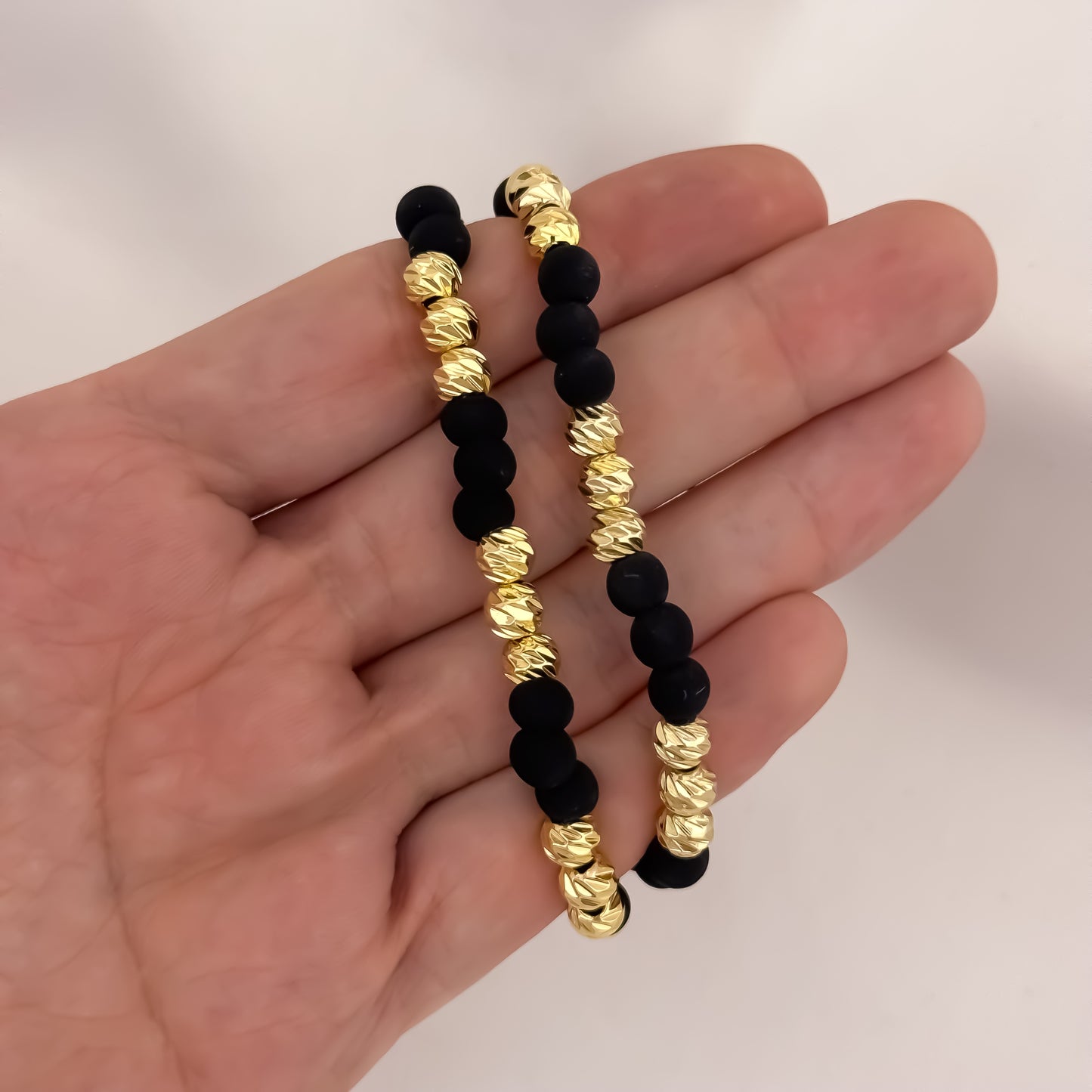 Promoción de Amor y Amistar 2 Pulseras Balin italiano de 6mm con Neopreno en Oro Laminado 18k con Garantía de por vida