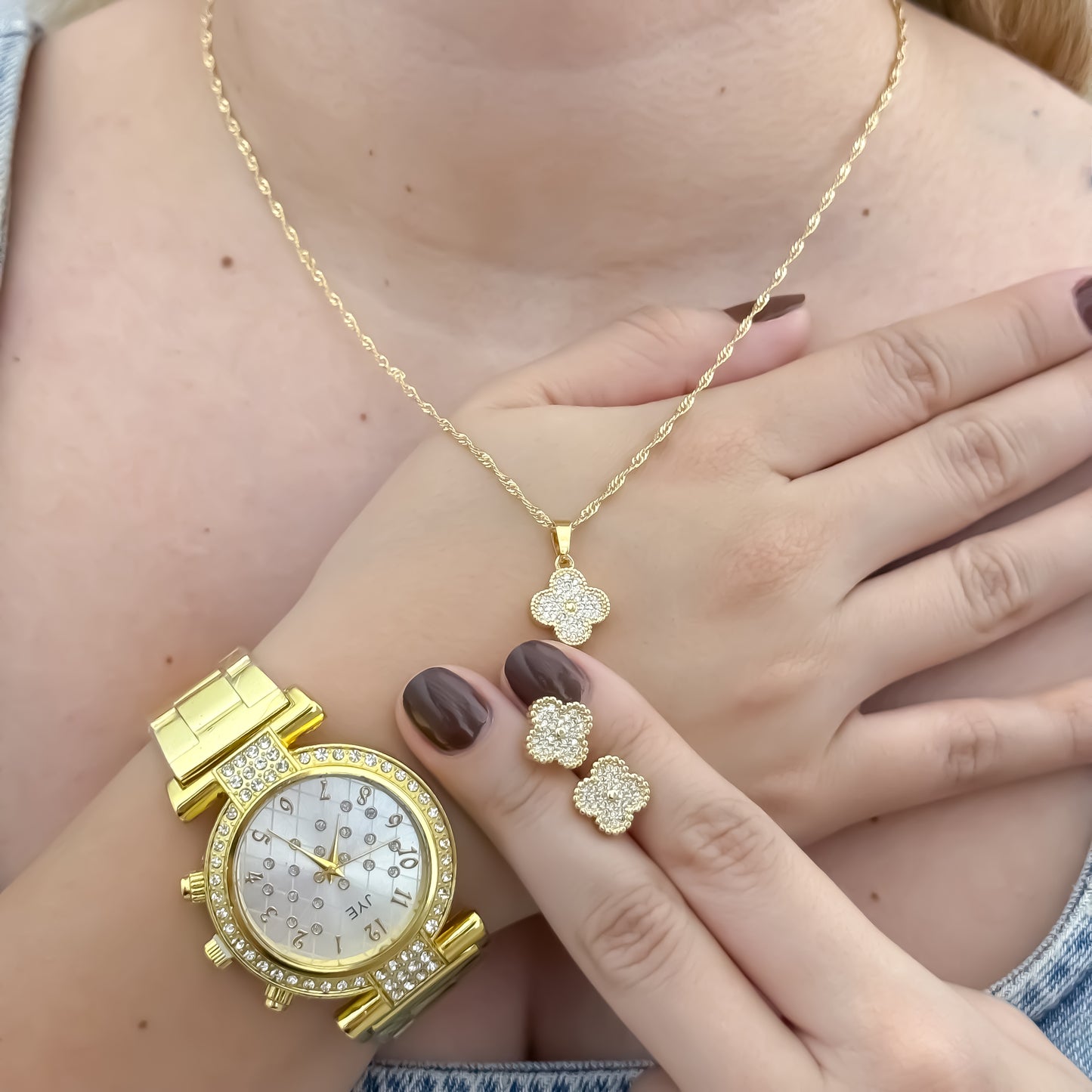 Cadena Tejido Singapur de Dama de 45cm + Juego de Dije de trebol de Suerte + Topos trebol con Micro circones en Oro Laminado 18k con Garantia de por vida + Reloj de Dama  JYE