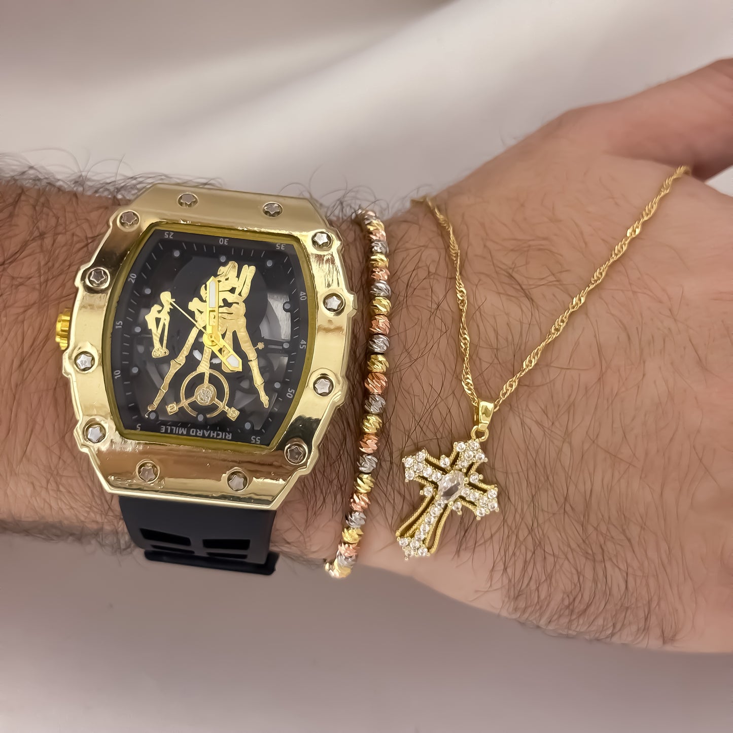 Cadena Lazo de Hombre de 60cm de 2mm + Cruz Micro Circones Cristales + Pulsera Balin Italiano de 4mm + Reloj Hombre Richard en Oro Laminado 18k con Garantia de por vida